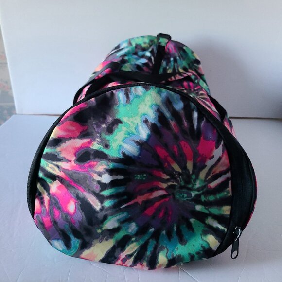 VICTORIA'S SECRET PINK - BLACK TIE DYE- RAINBOW DUFFLE BAG /GYM/ TRAVEL NWOT - Picture 6 of 11